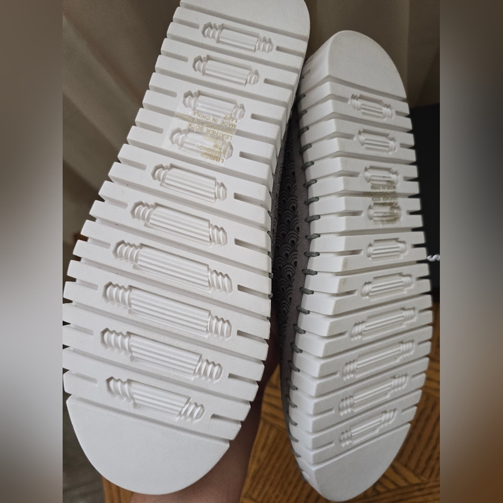 🩶Steve Madden Perforated Slip-ons SIZE 7.5 - Picture 7 of 9